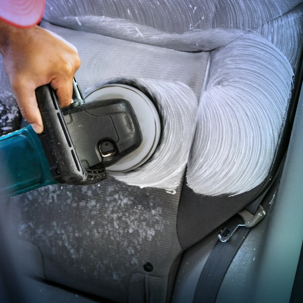 تنظيف وتعقيم فرش السيارات - الصورة 3